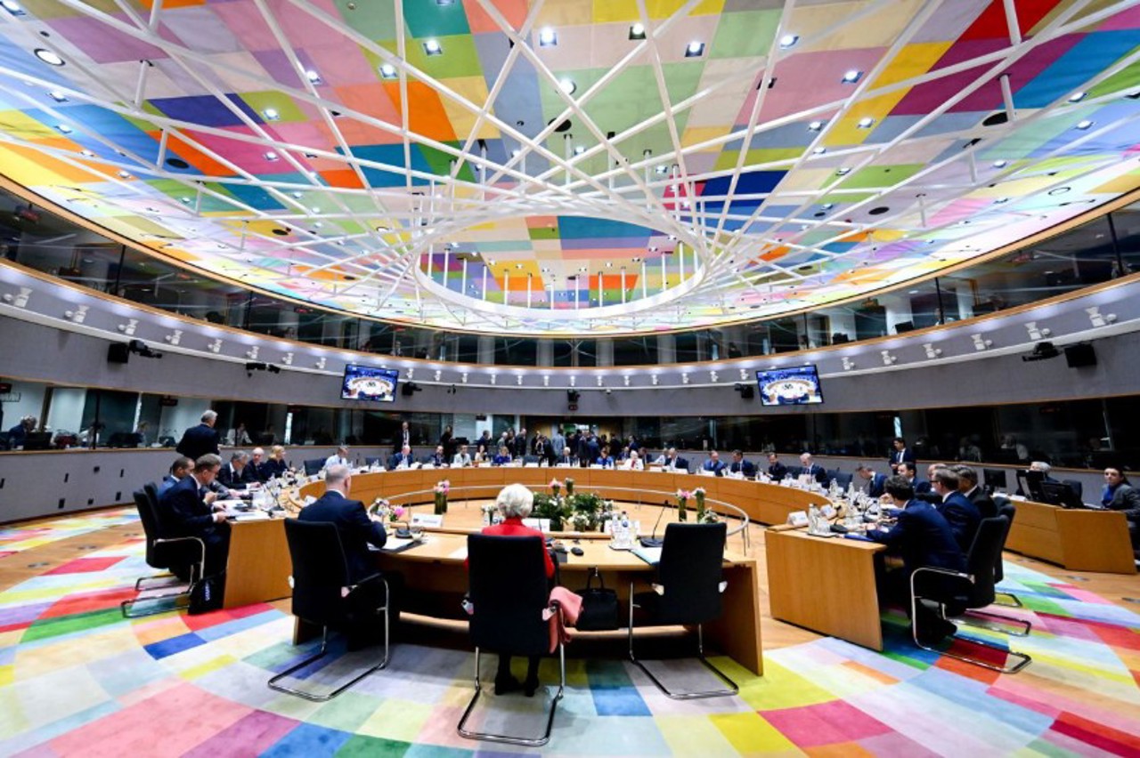 RETROSPECTIVA // La 35 de ani de la adoptarea Declarației de Suveranitate, R. Moldova primește undă verde de la liderii UE pentru deschiderea clusterelor de negocieri 